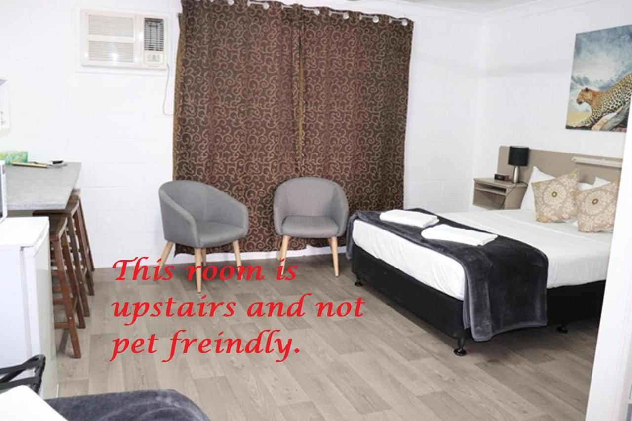 Spanish Lace Motor Inn Townsville Exterior photo